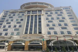 Portaluna Hotel & Resort by Reston